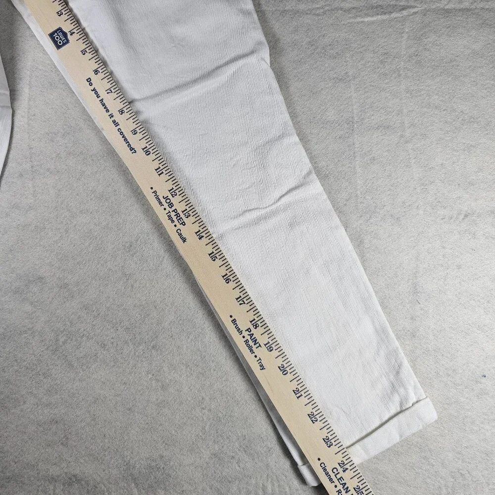 NEW Jessica Simpson Slim White Rolled Pants Size 28 – Chic, Modern & Flattering - Picture 6 of 7